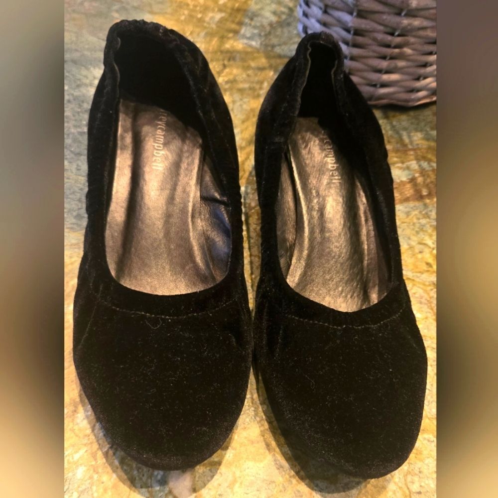 Jeffery Cambell round toed velvet shoes, worn once. Size 8.5.